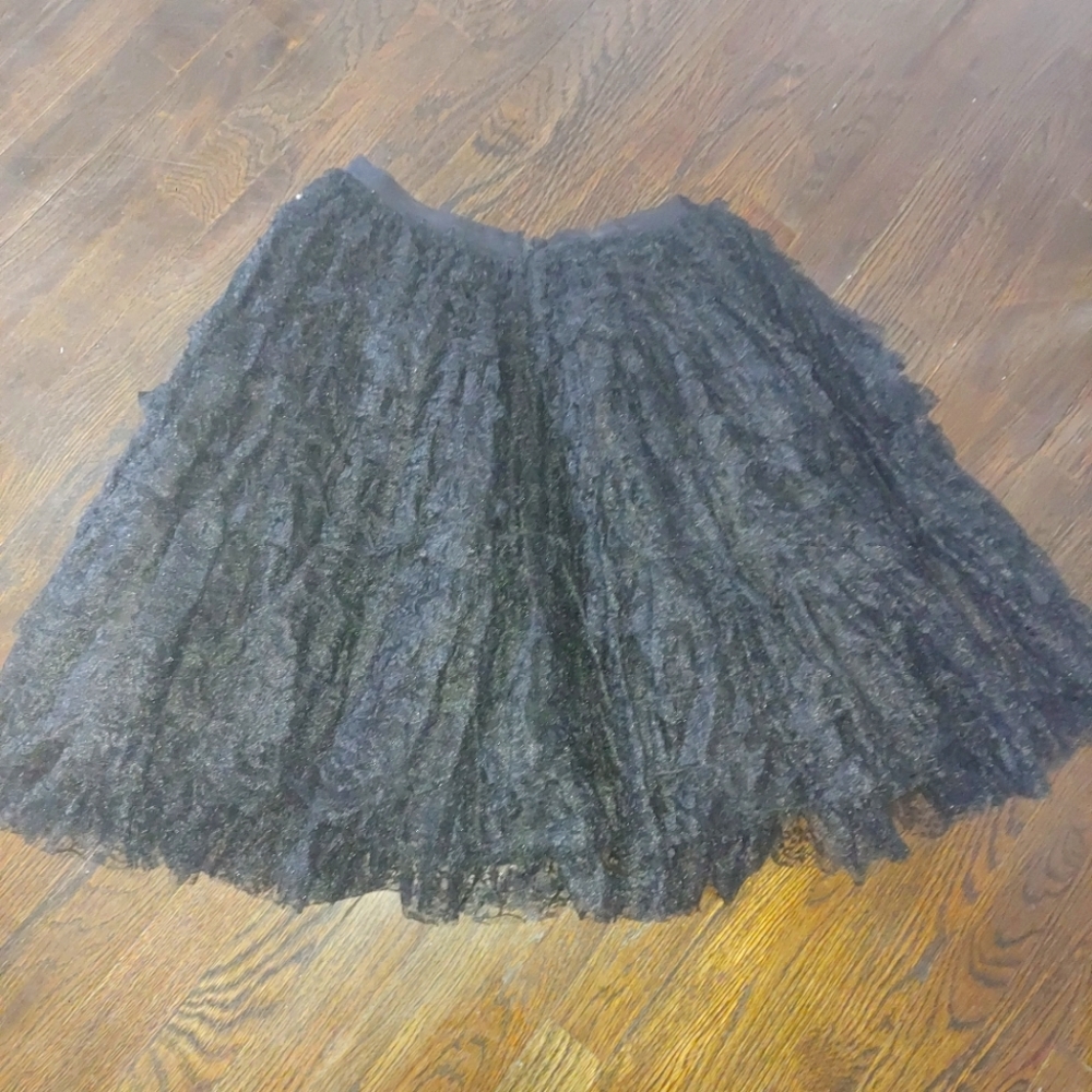 Alice + Olivia size 4 skirt black lace